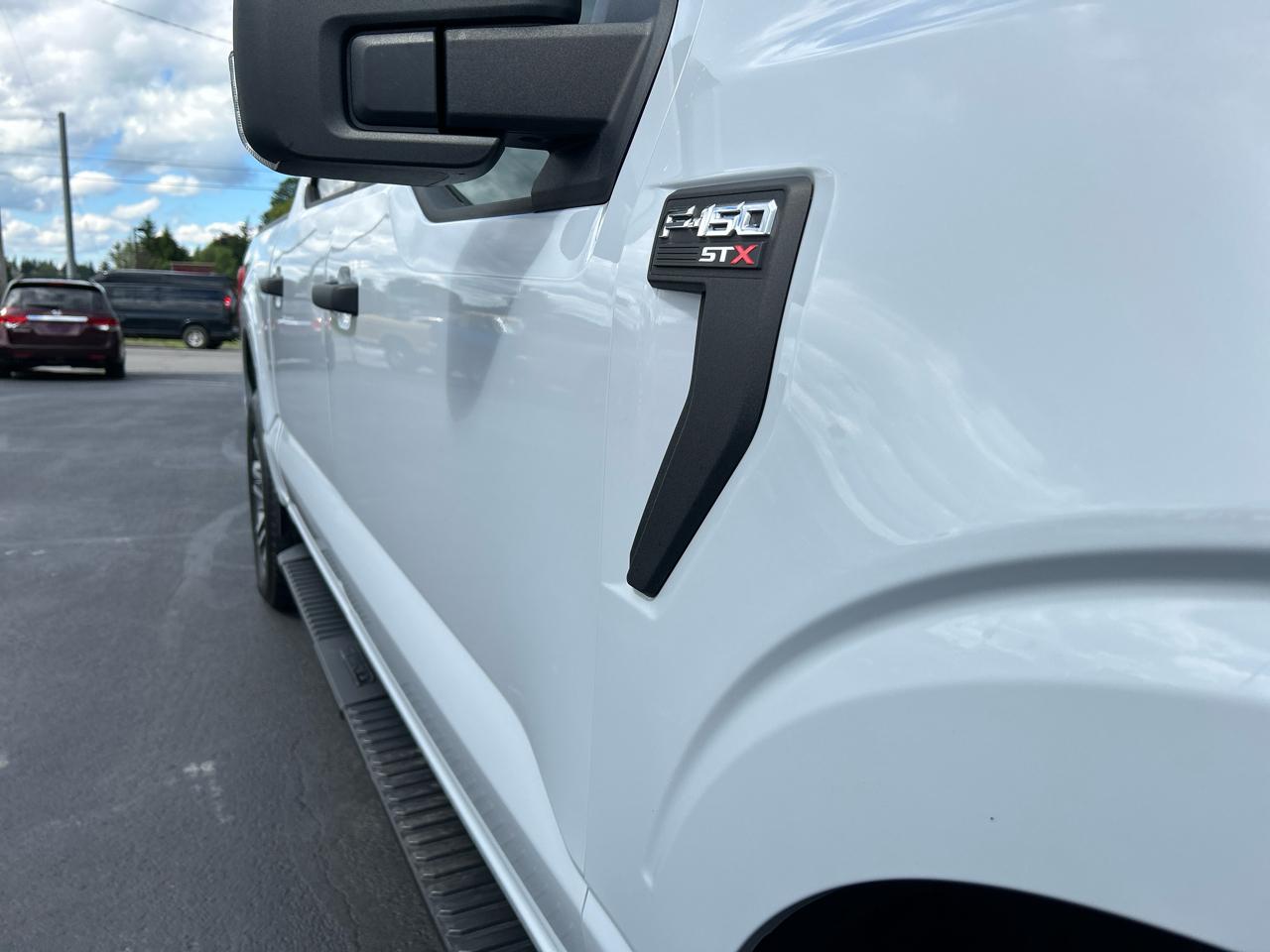 Ford F-150 4WD SuperCrew 145" STX 2021