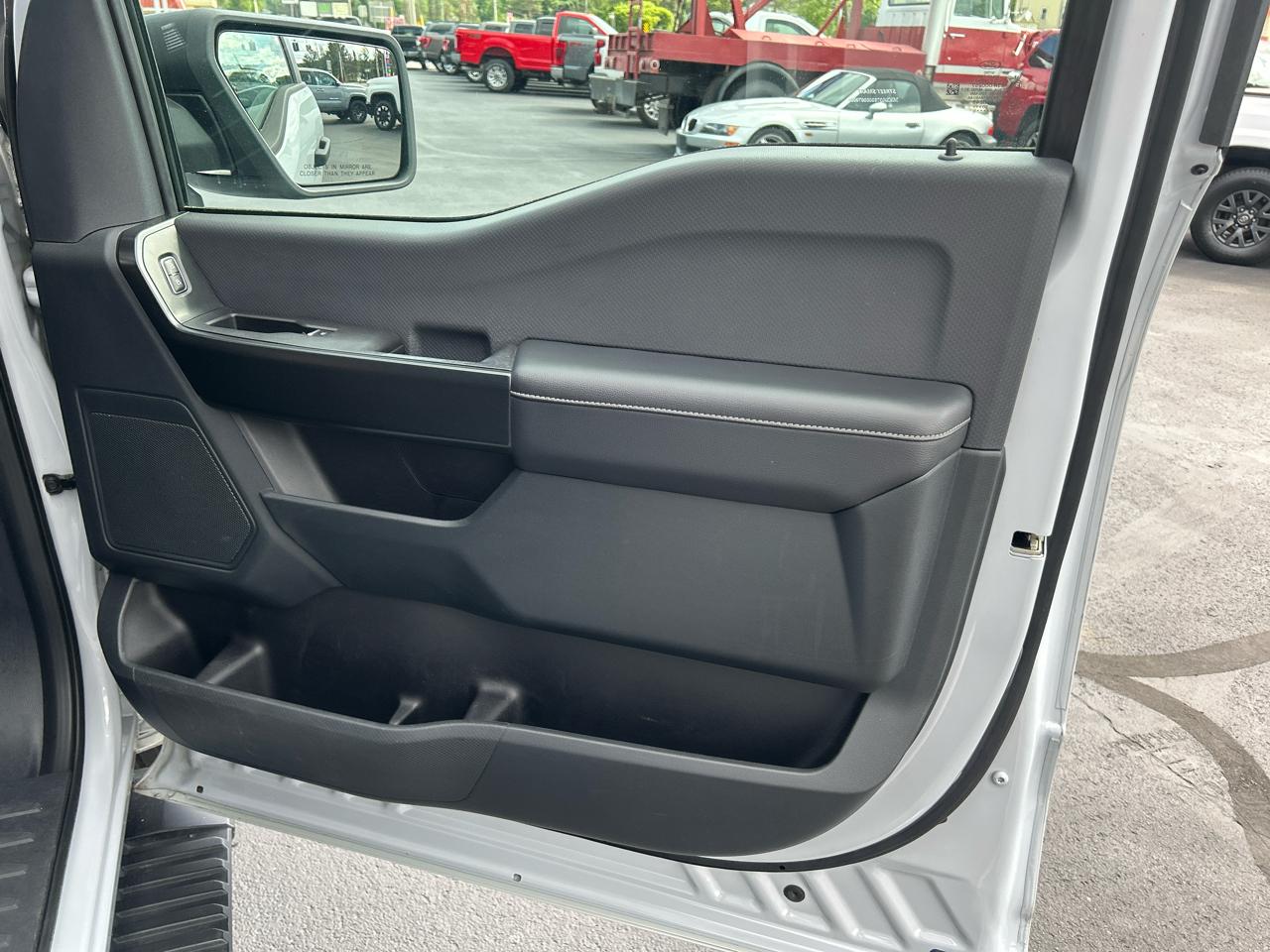 Ford F-150 4WD SuperCrew 145" STX 2021