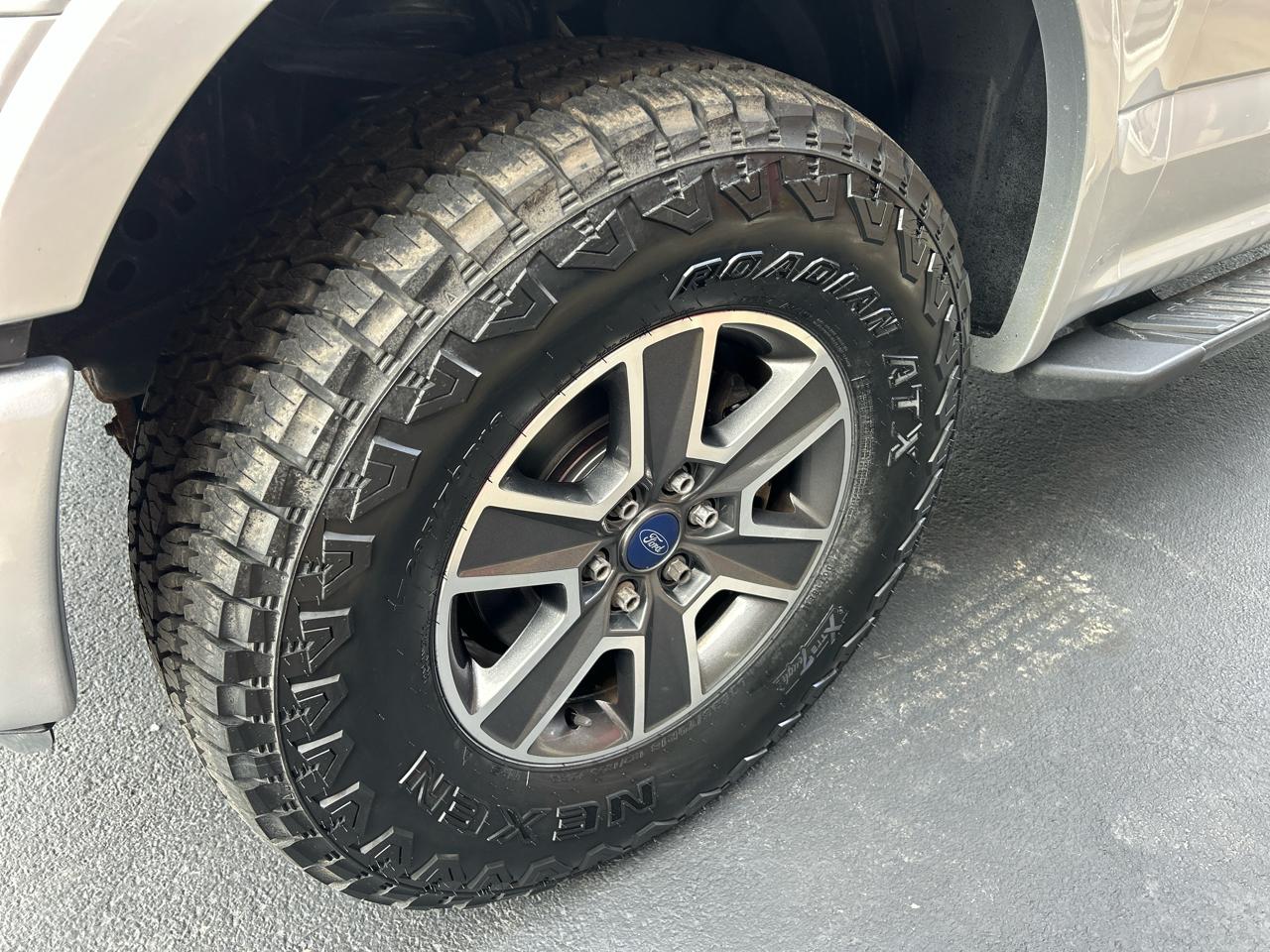 Ford F-150 4WD SuperCrew 145" XLT 2016