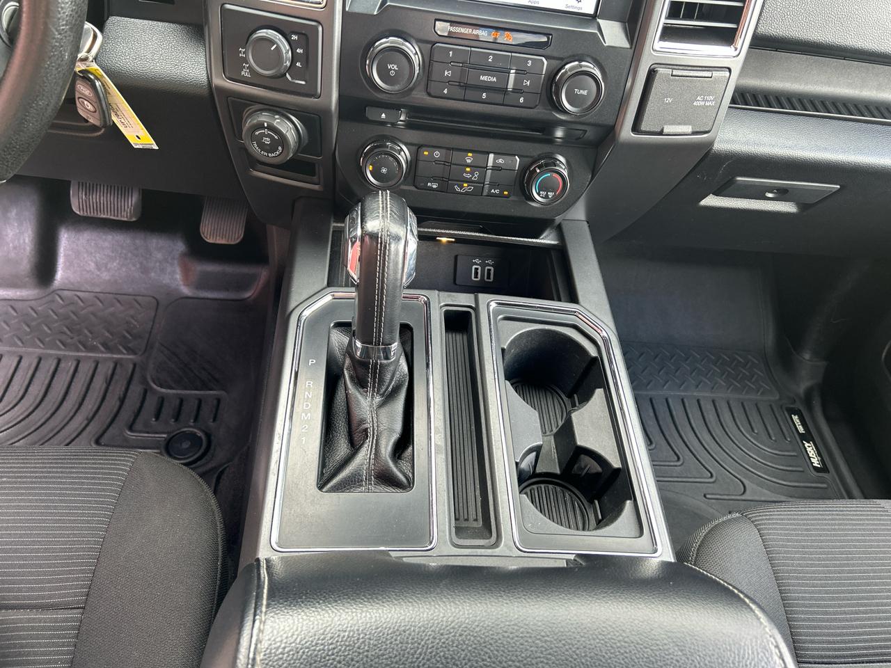 Ford F-150 4WD SuperCrew 145" XLT 2016