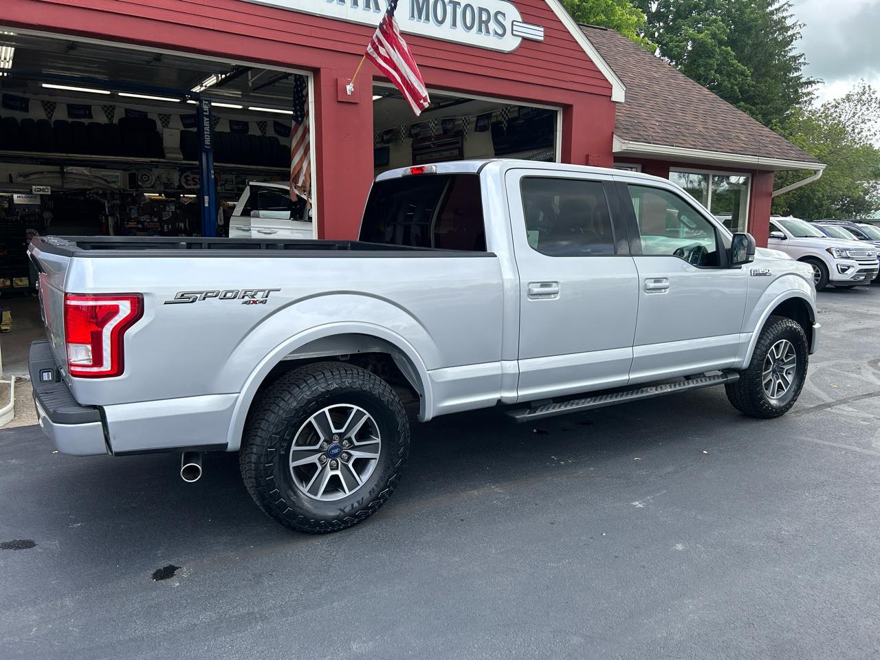 Ford F-150 4WD SuperCrew 145" XLT 2016