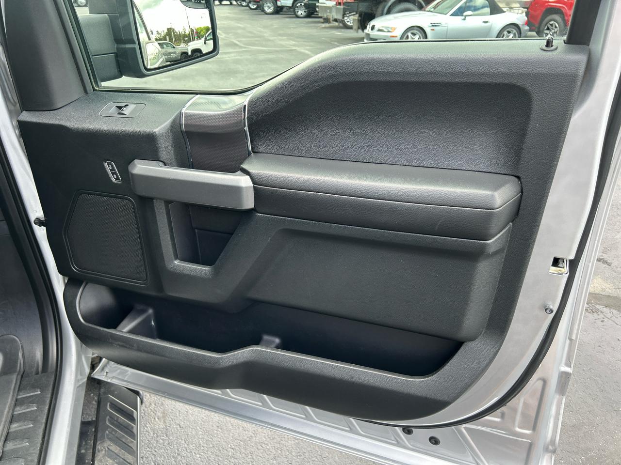 Ford F-150 4WD SuperCrew 145" XLT 2016