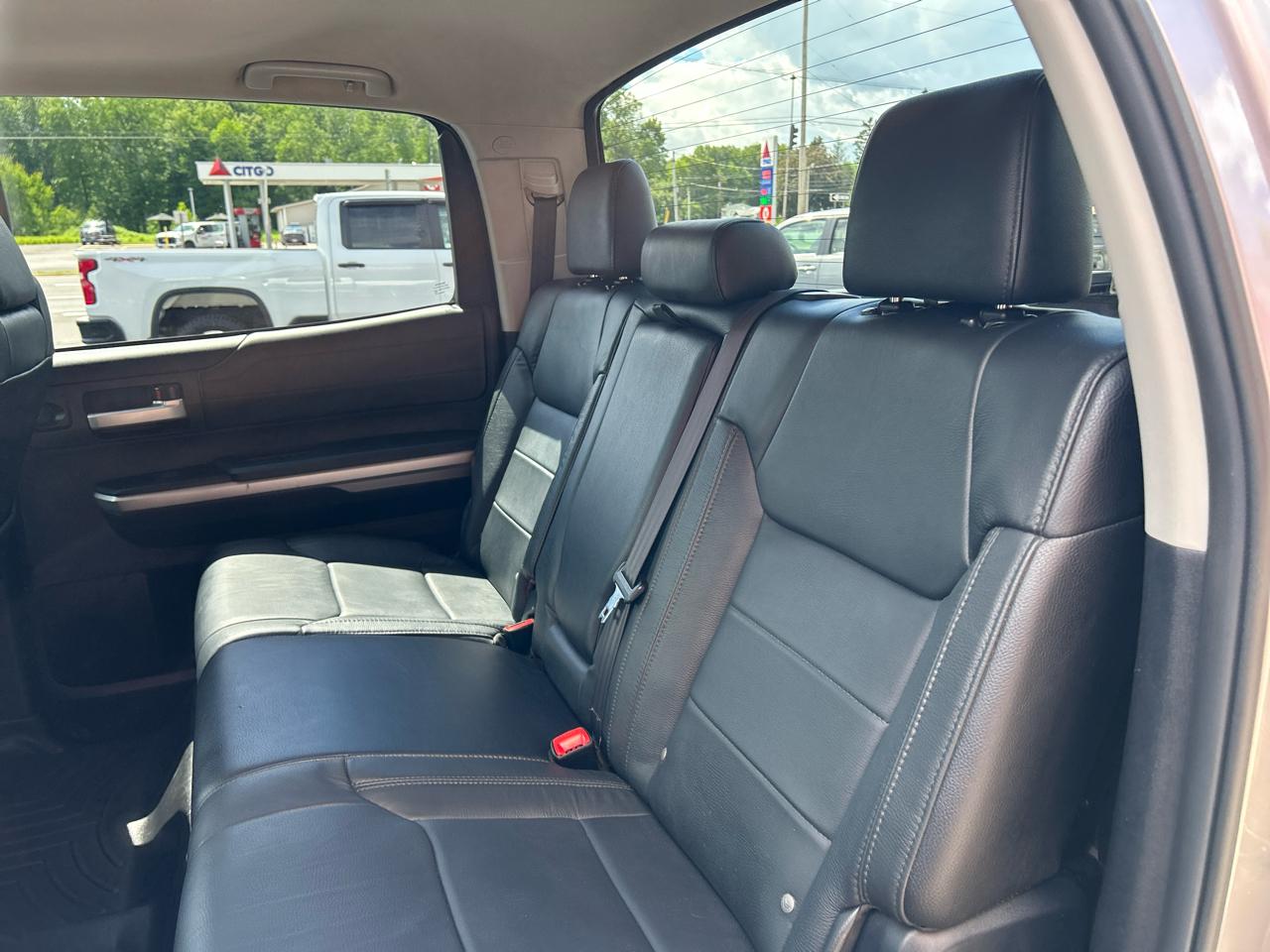 Toyota Tundra 4WD Truck CrewMax 5.7L V8 6-Spd AT LTD (Natl) 2015