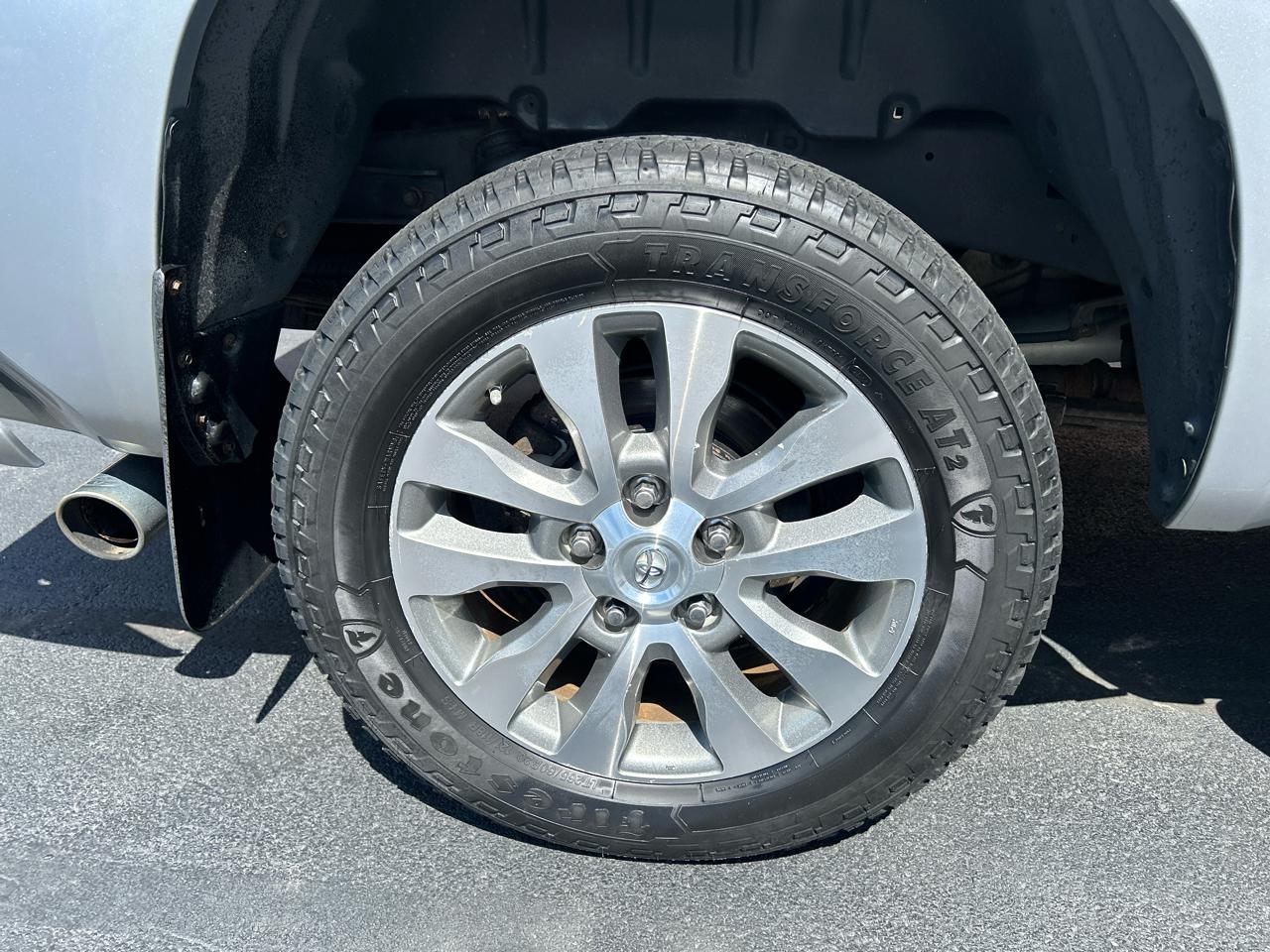 Toyota Tundra 4WD Truck CrewMax 5.7L V8 6-Spd AT LTD (Natl) 2015