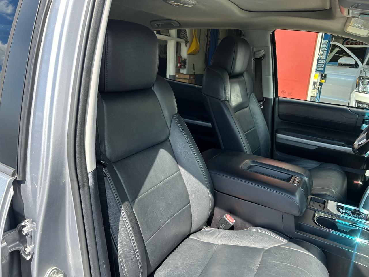 Toyota Tundra 4WD Truck CrewMax 5.7L V8 6-Spd AT LTD (Natl) 2015