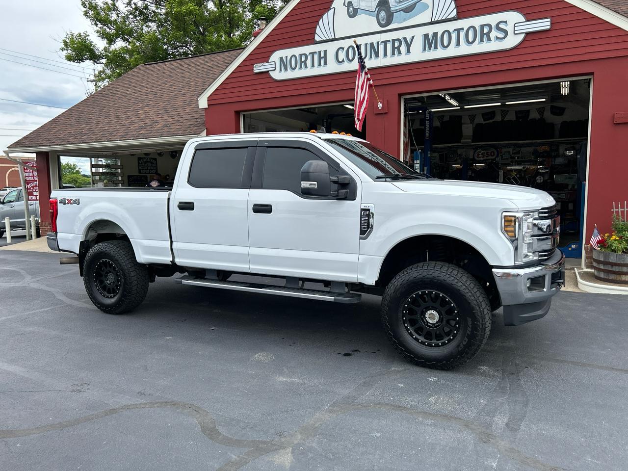 Ford Super Duty F-250 SRW 4WD Crew Cab 156" XLT 2019