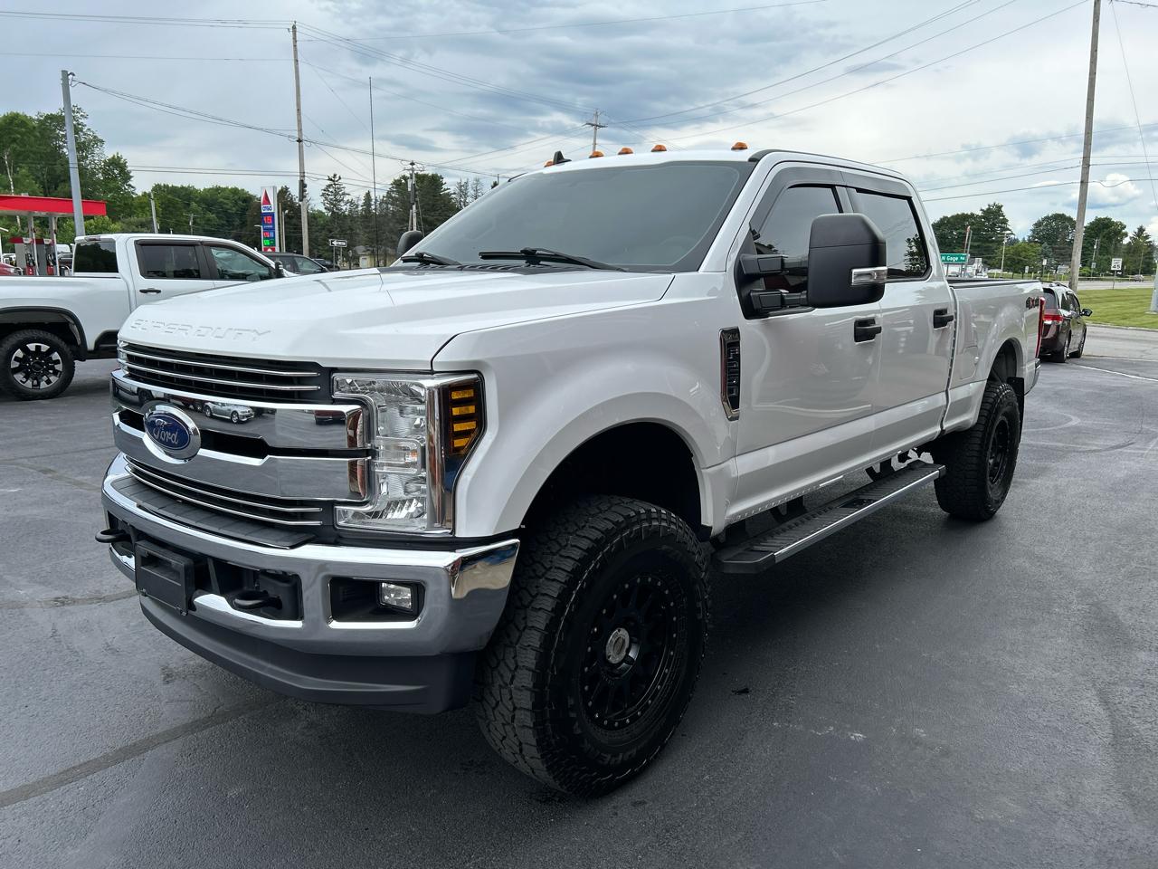 Ford Super Duty F-250 SRW 4WD Crew Cab 156" XLT 2019