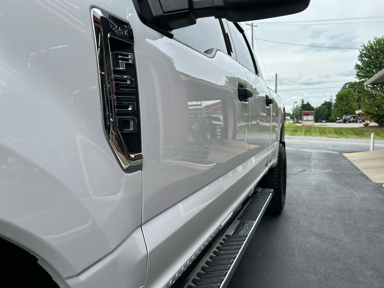 Ford Super Duty F-250 SRW 4WD Crew Cab 156" XLT 2019