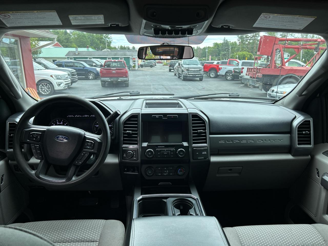 Ford Super Duty F-250 SRW 4WD Crew Cab 156" XLT 2019