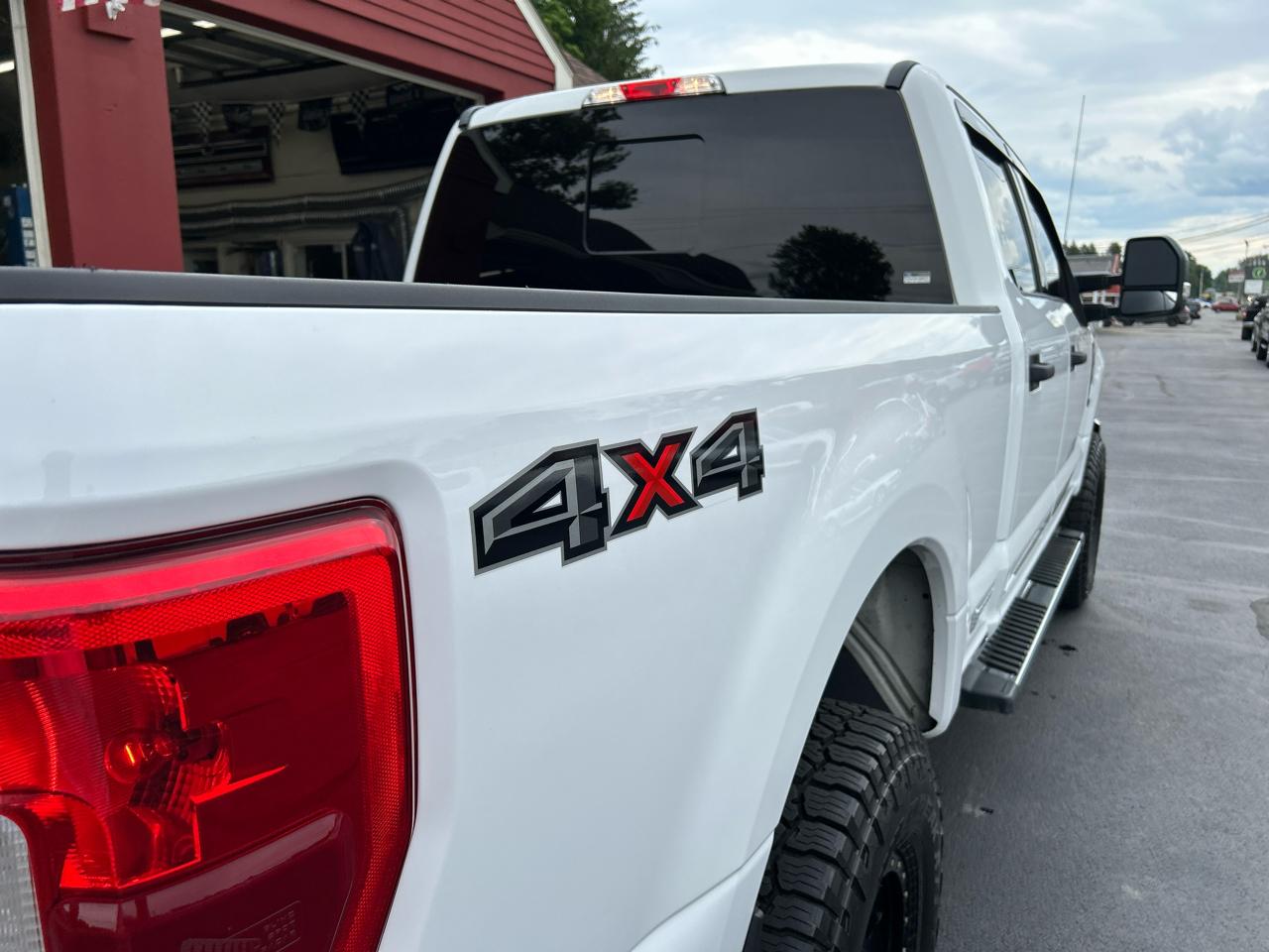 Ford Super Duty F-250 SRW 4WD Crew Cab 156" XLT 2019