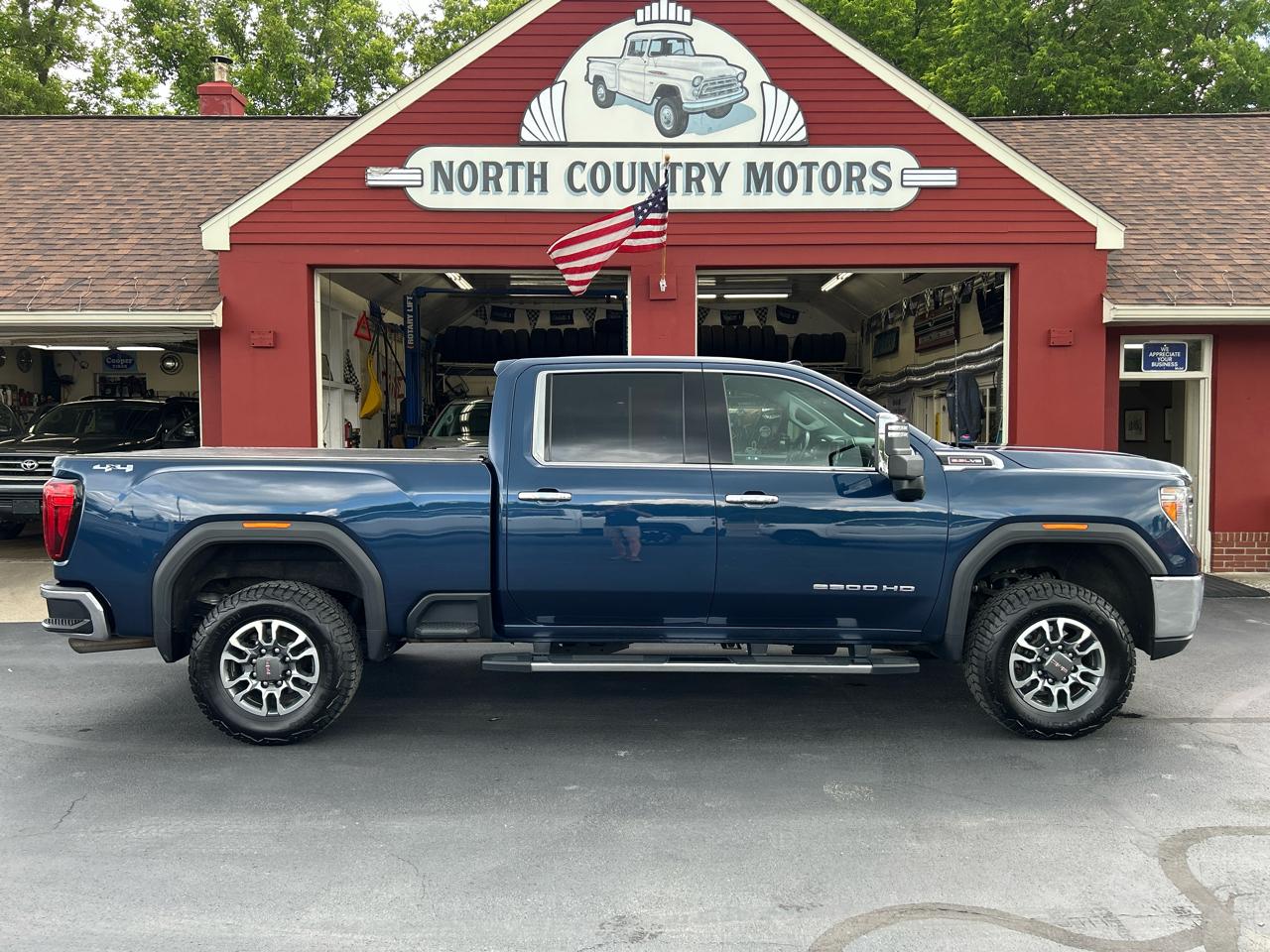 GMC Sierra 2500HD 4WD Crew Cab 159" SLT 2022