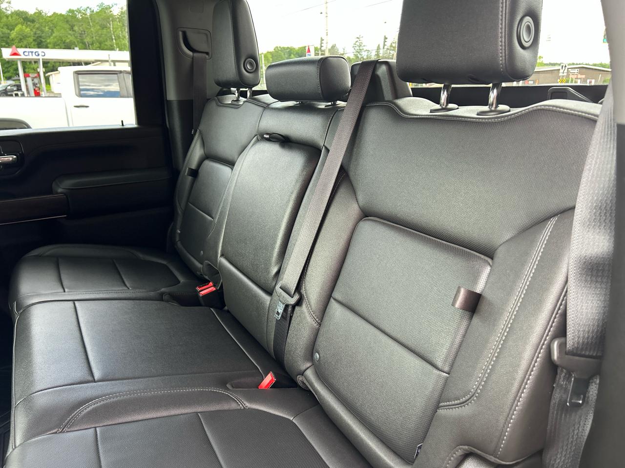 GMC Sierra 2500HD 4WD Crew Cab 159" SLT 2022