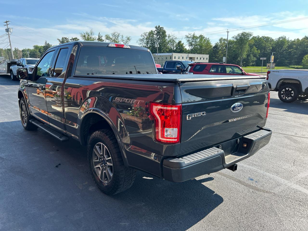 Ford F-150 4WD SuperCab 145" XLT 2017