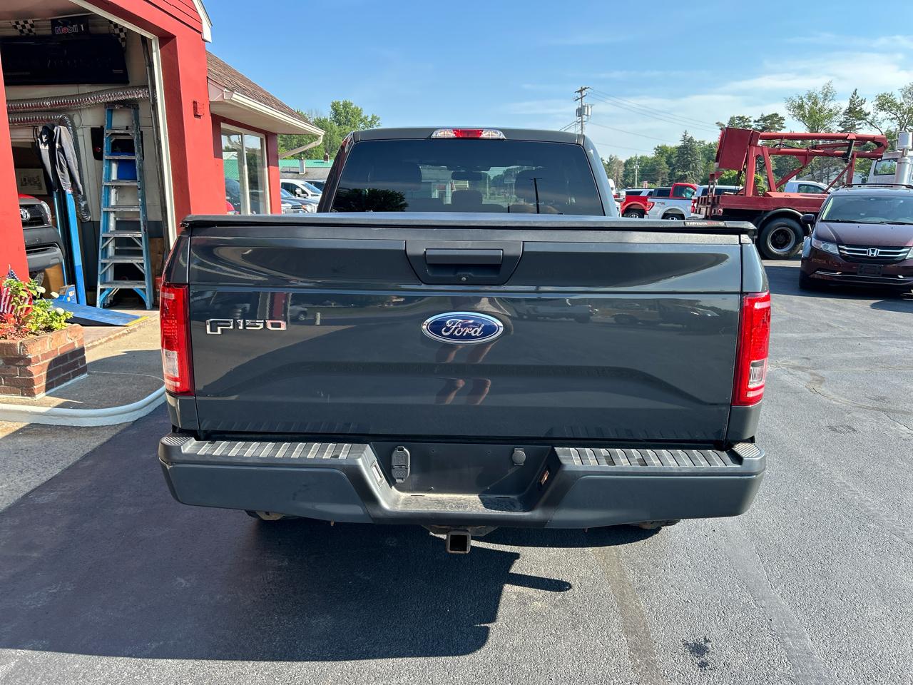 Ford F-150 4WD SuperCab 145" XLT 2017