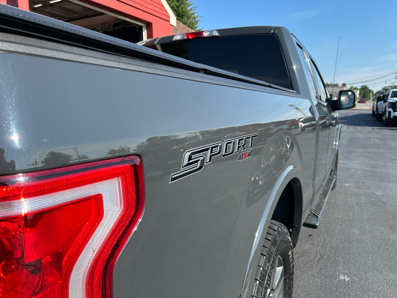 Ford F-150 4WD SuperCab 145" XLT 2017