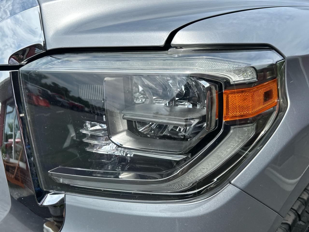 Toyota Tundra 4WD SR5 CrewMax 5.5' Bed 5.7L (Natl) 2018