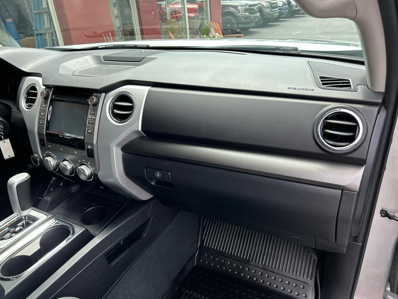 Toyota Tundra 4WD SR5 CrewMax 5.5' Bed 5.7L (Natl) 2018
