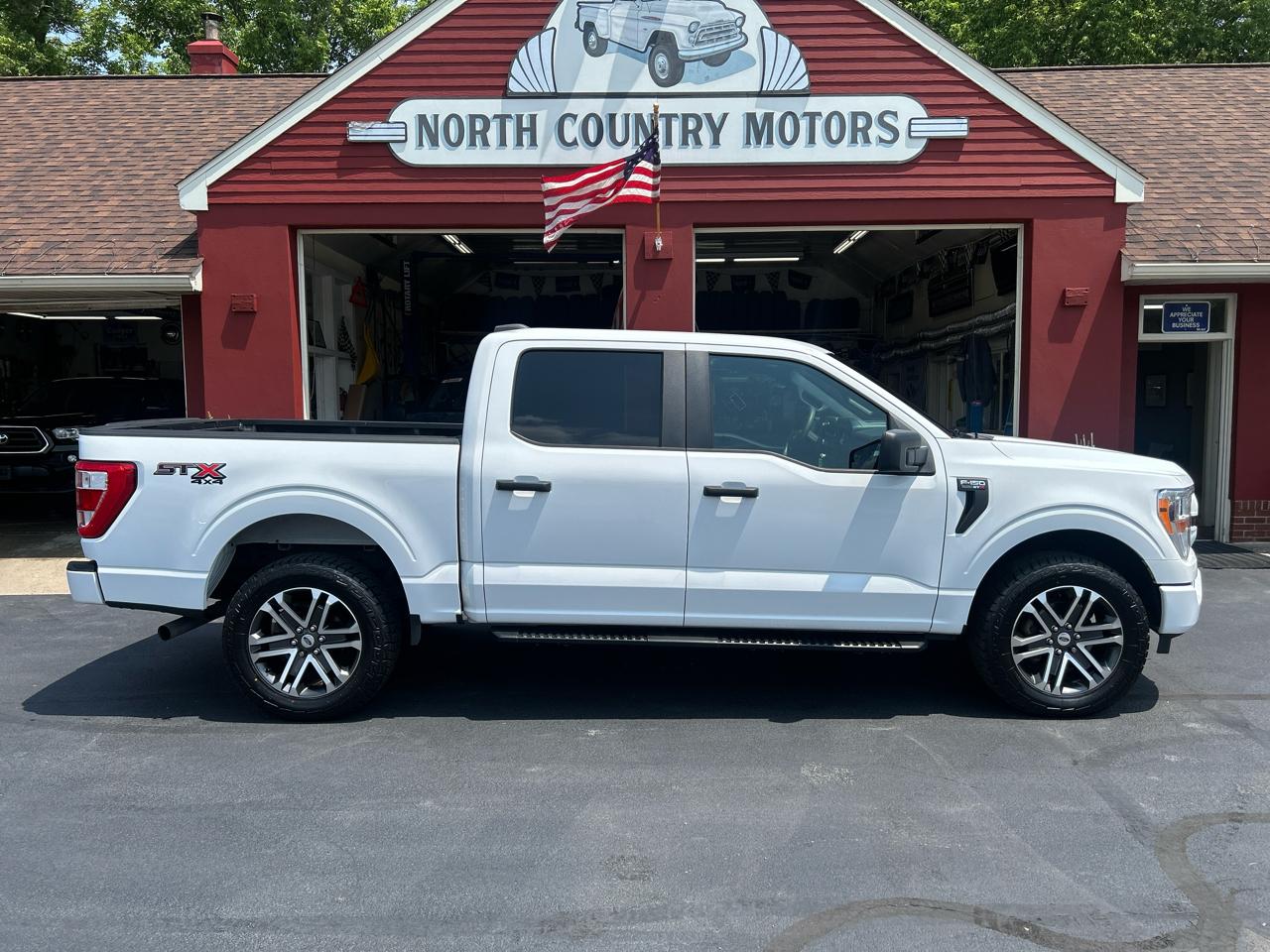 Ford F-150 4WD SuperCrew 145" STX 2021