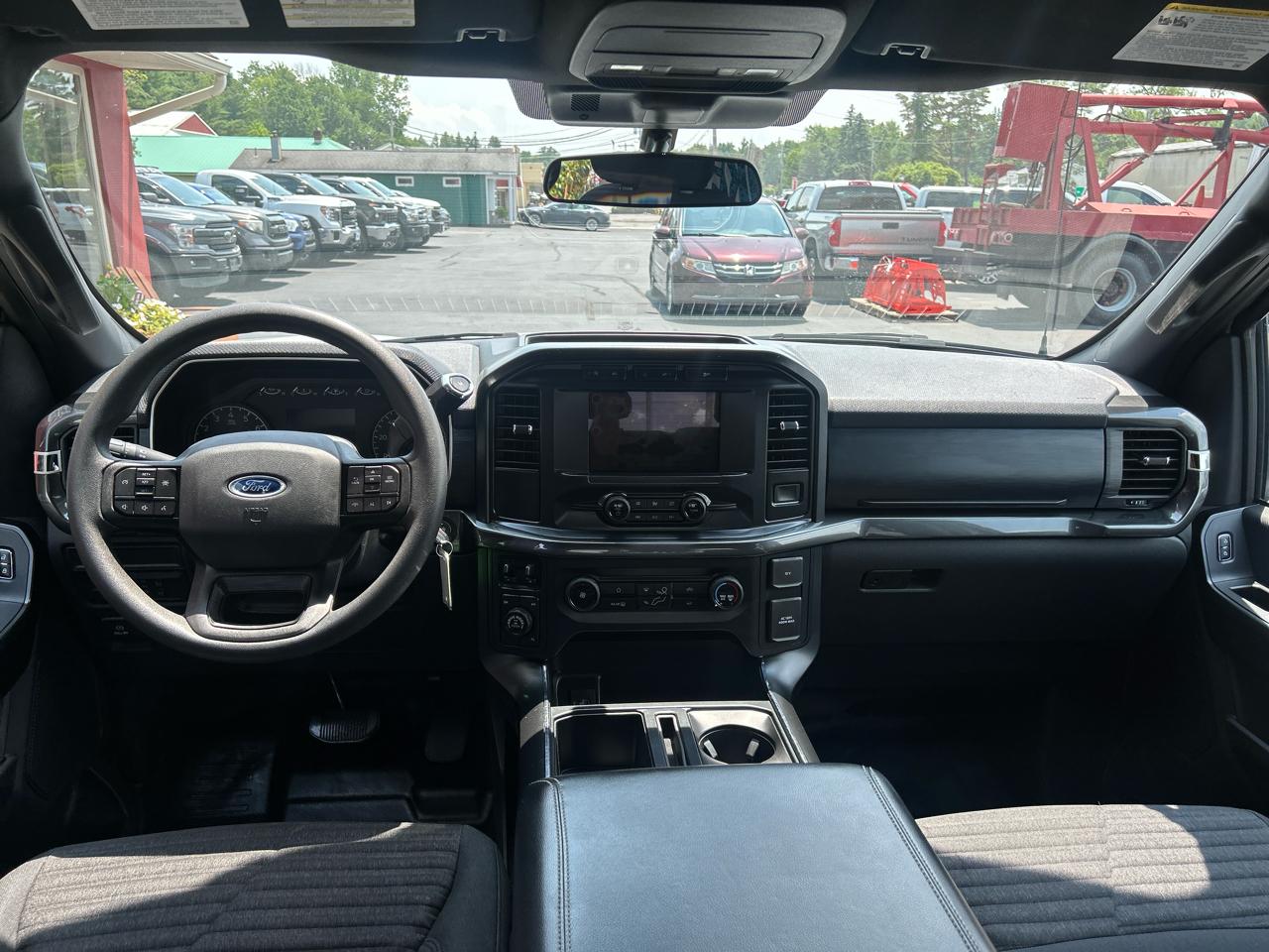 Ford F-150 4WD SuperCrew 145" STX 2021