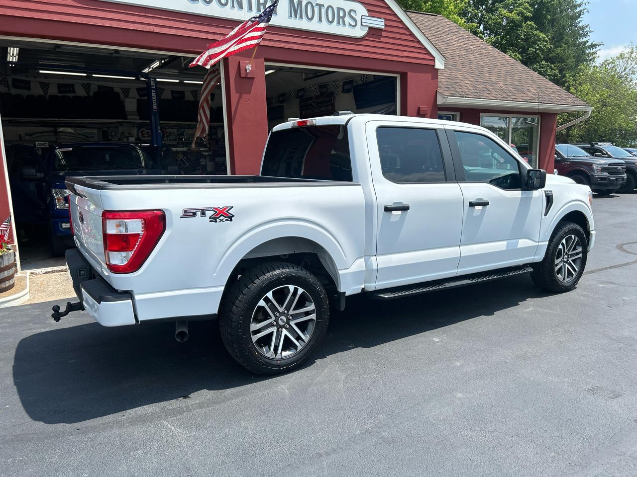 Ford F-150 4WD SuperCrew 145" STX 2021