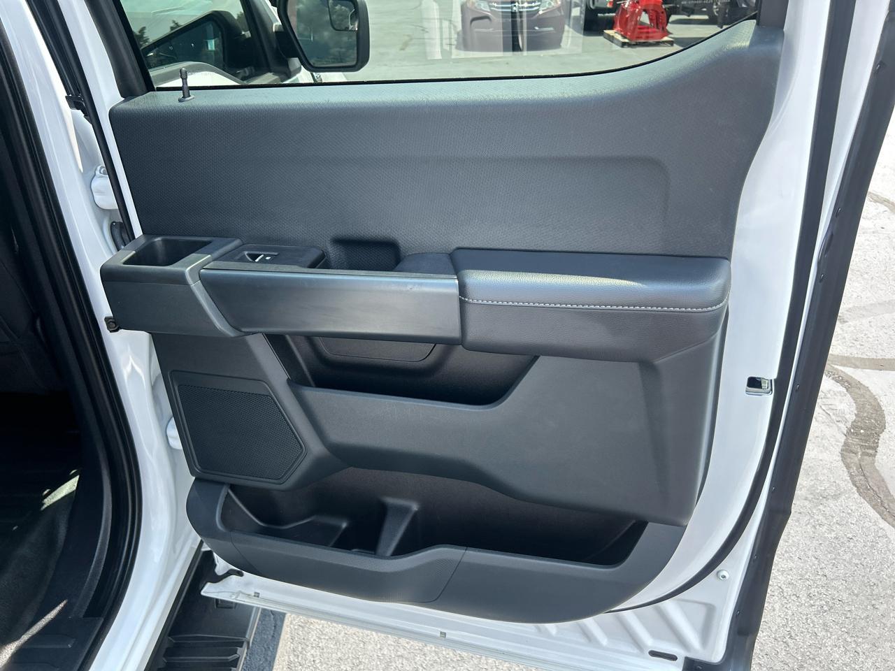 Ford F-150 4WD SuperCrew 145" STX 2021