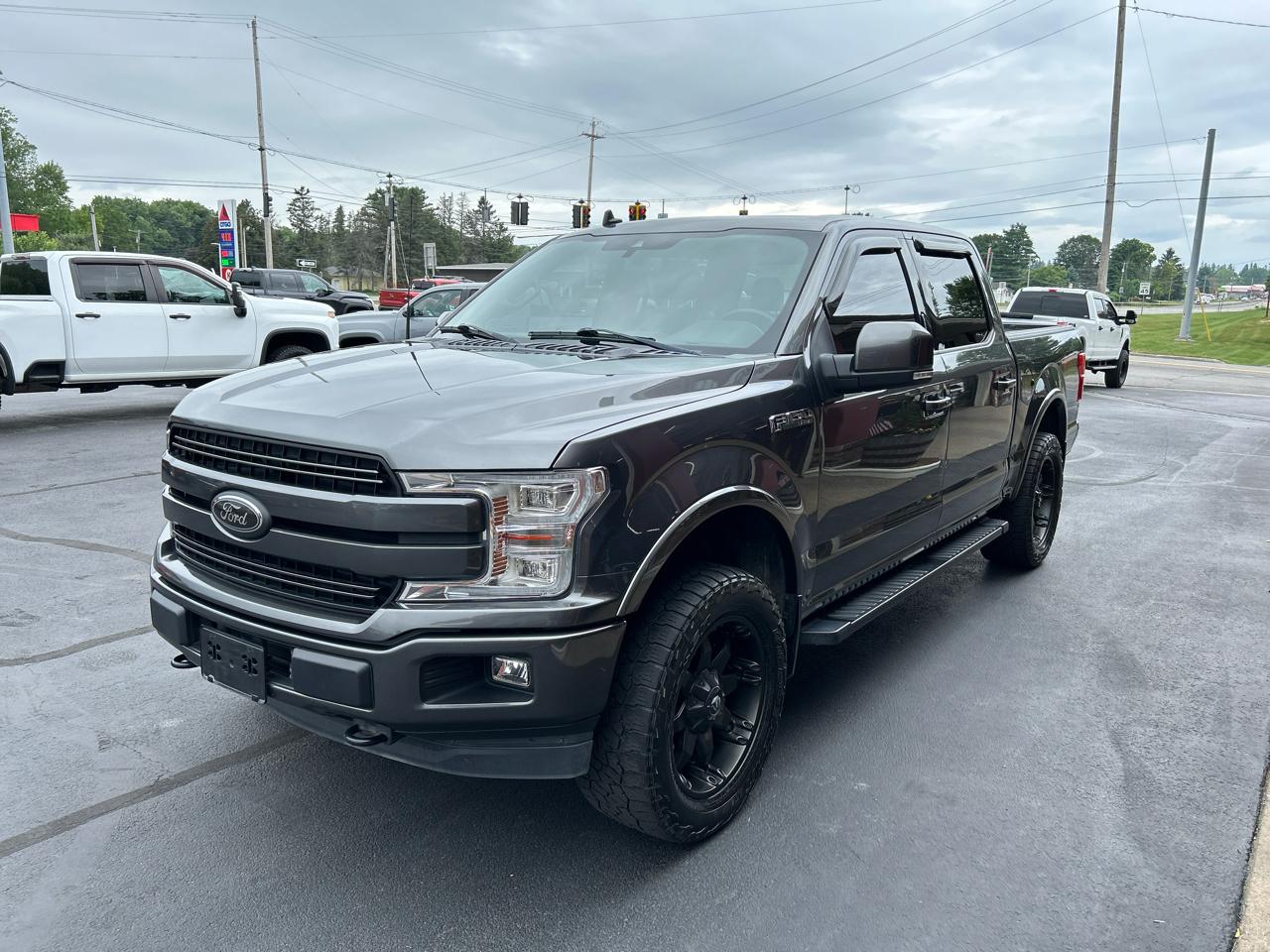 Ford F-150 4WD SuperCrew 145" Lariat 2019