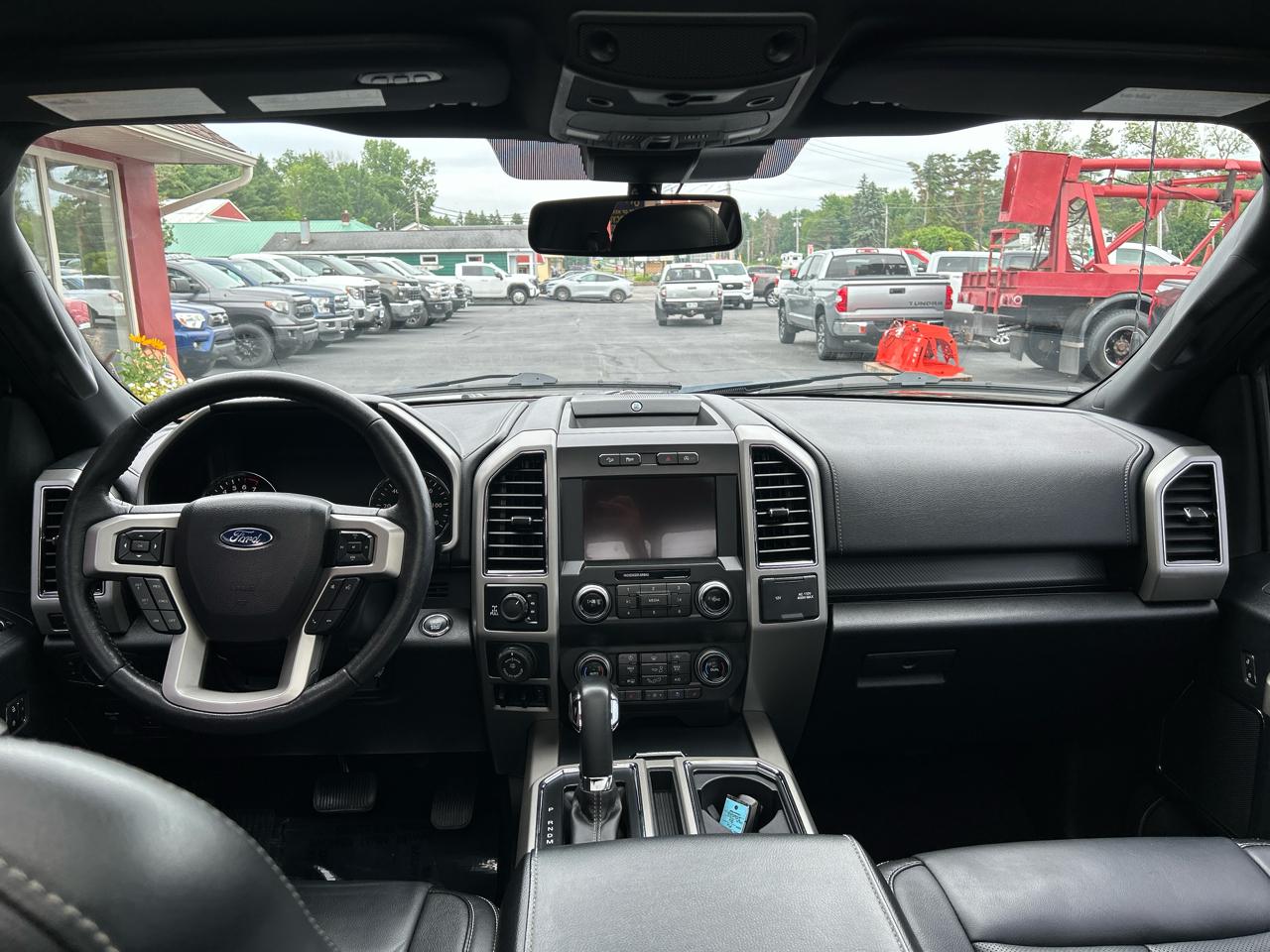 Ford F-150 4WD SuperCrew 145" Lariat 2019