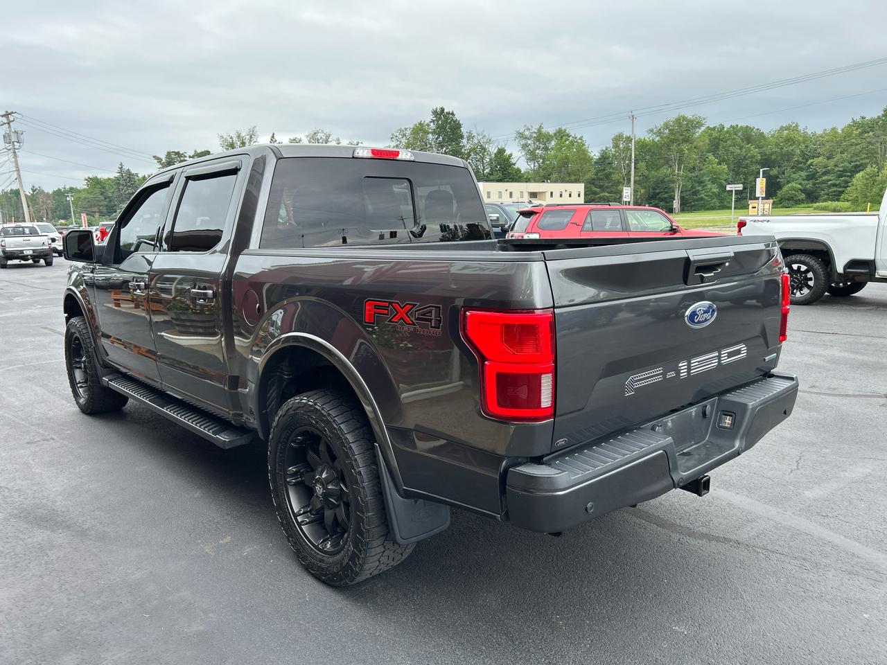 Ford F-150 4WD SuperCrew 145" Lariat 2019