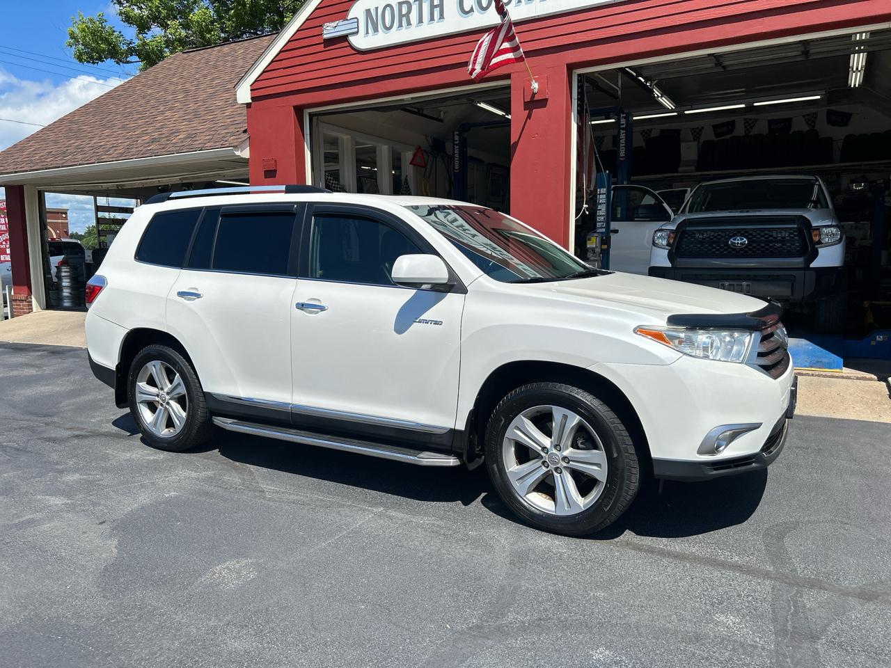 Toyota Highlander 4WD 4dr V6 Limited (Natl) 2013