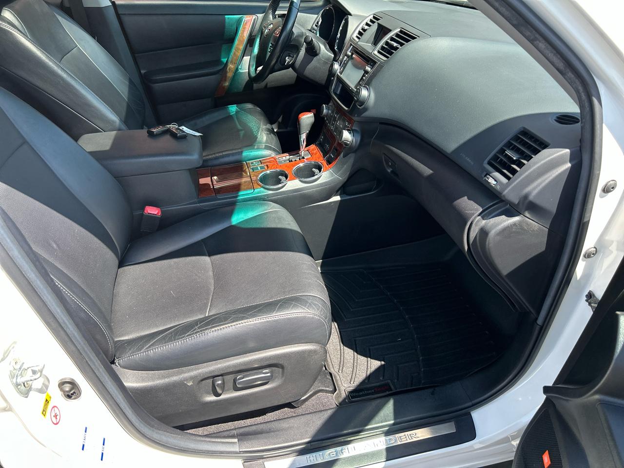 Toyota Highlander 4WD 4dr V6 Limited (Natl) 2013