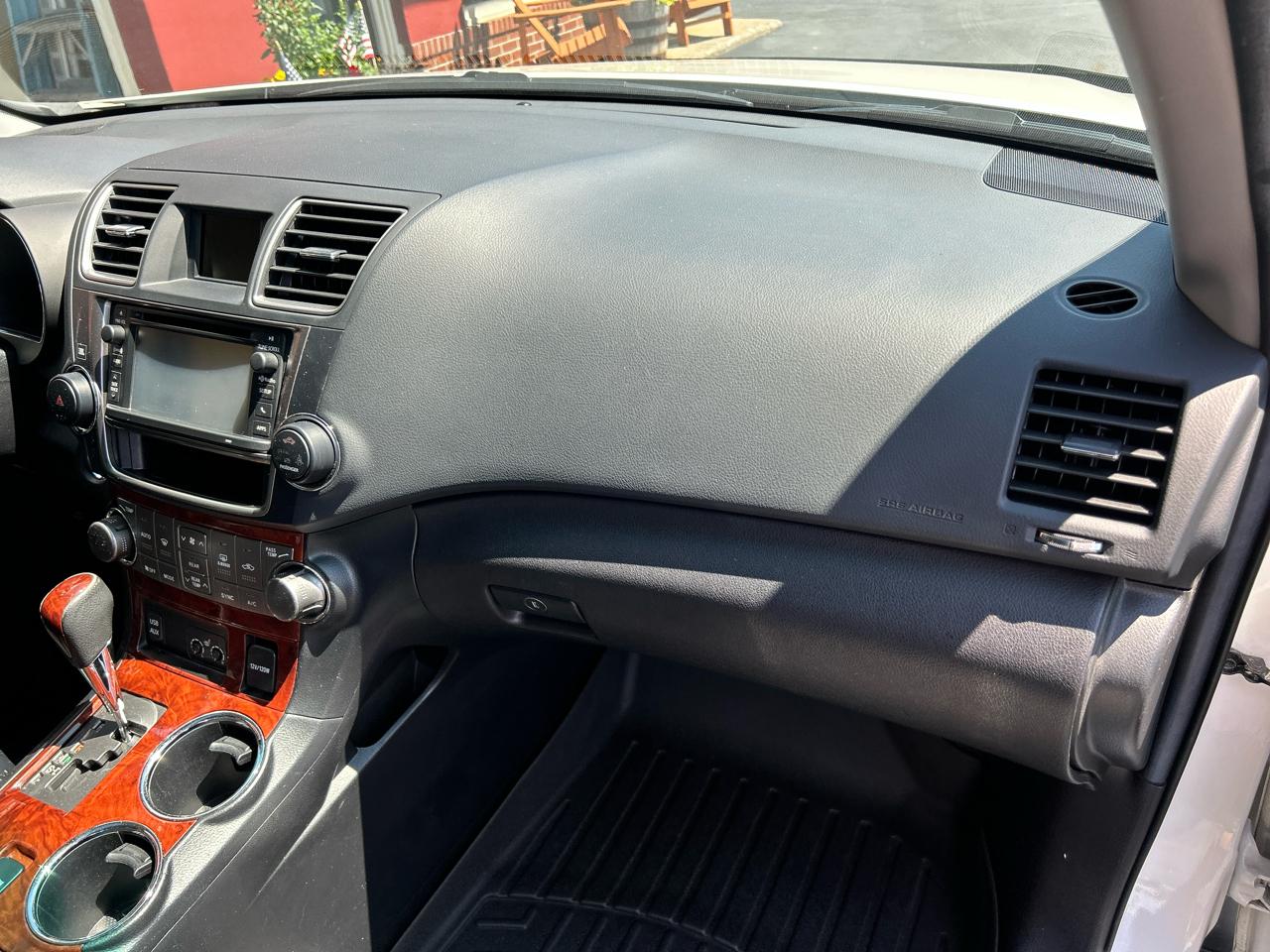 Toyota Highlander 4WD 4dr V6 Limited (Natl) 2013