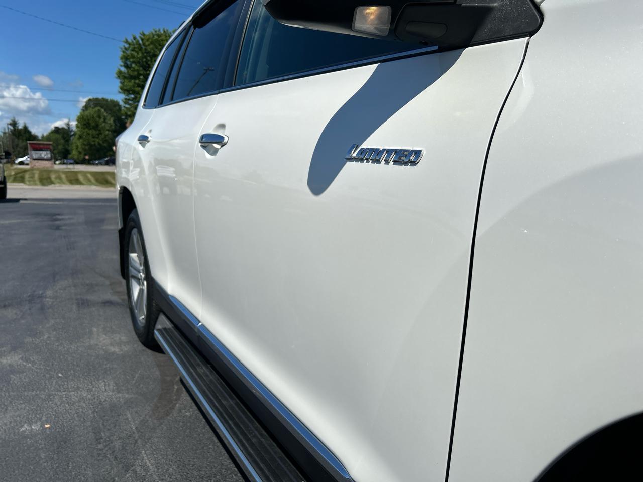 Toyota Highlander 4WD 4dr V6 Limited (Natl) 2013