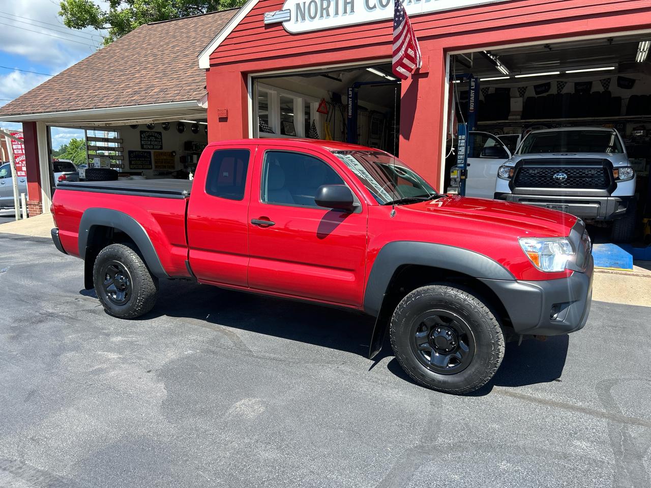 Toyota Tacoma 4WD Access Cab I4 AT (Natl) 2015
