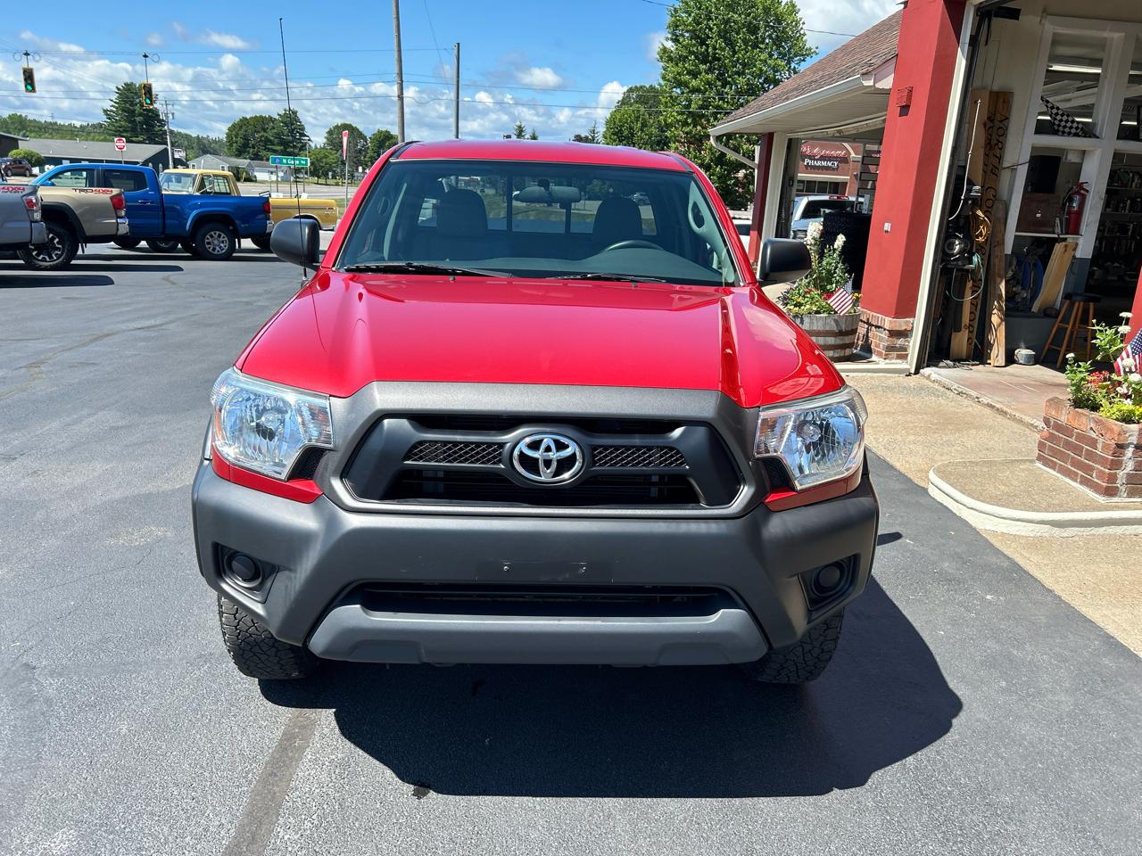 Toyota Tacoma 4WD Access Cab I4 AT (Natl) 2015
