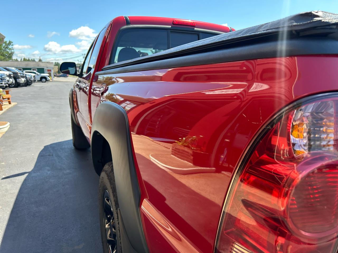 Toyota Tacoma 4WD Access Cab I4 AT (Natl) 2015