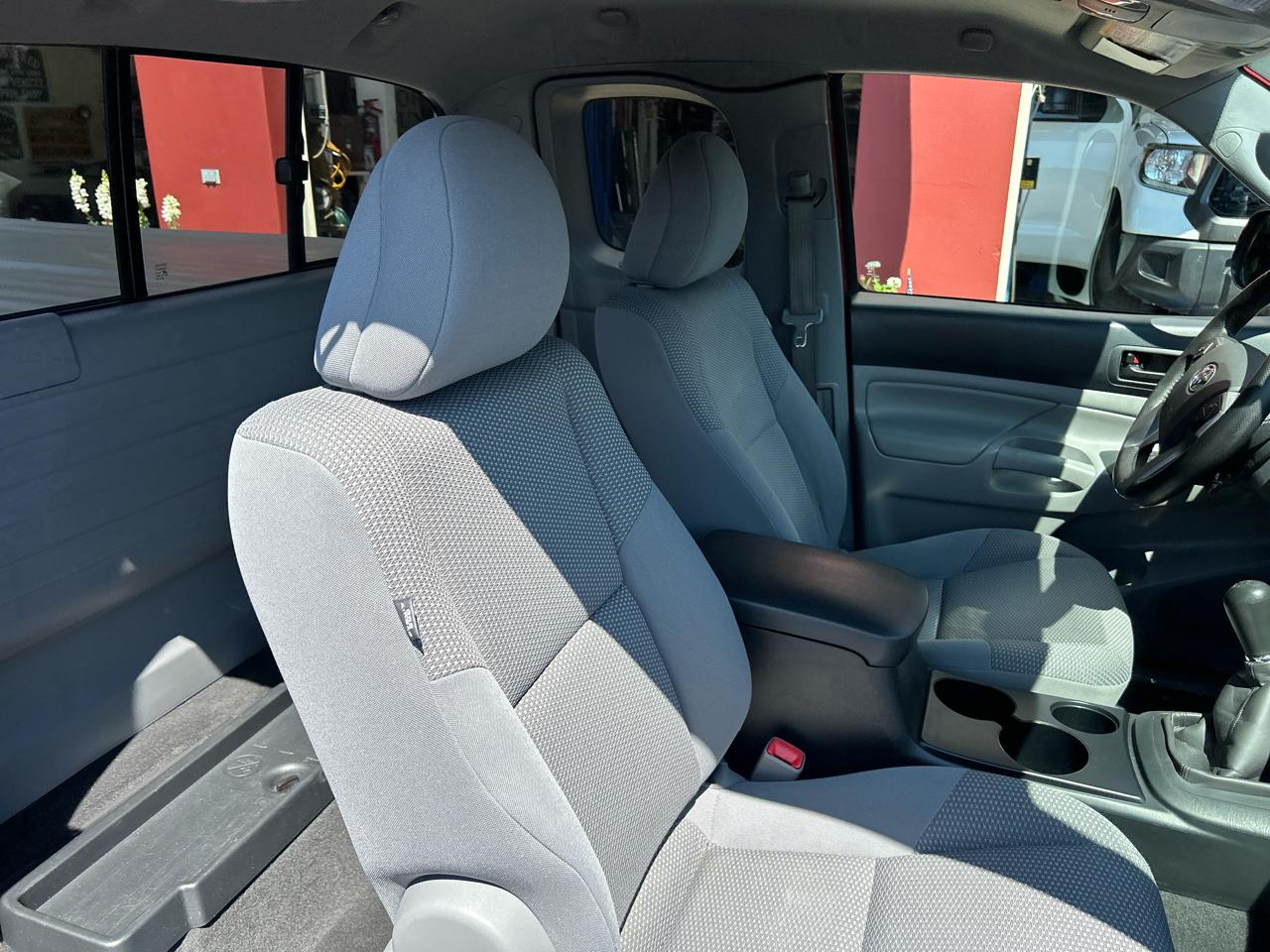 Toyota Tacoma 4WD Access Cab I4 AT (Natl) 2015