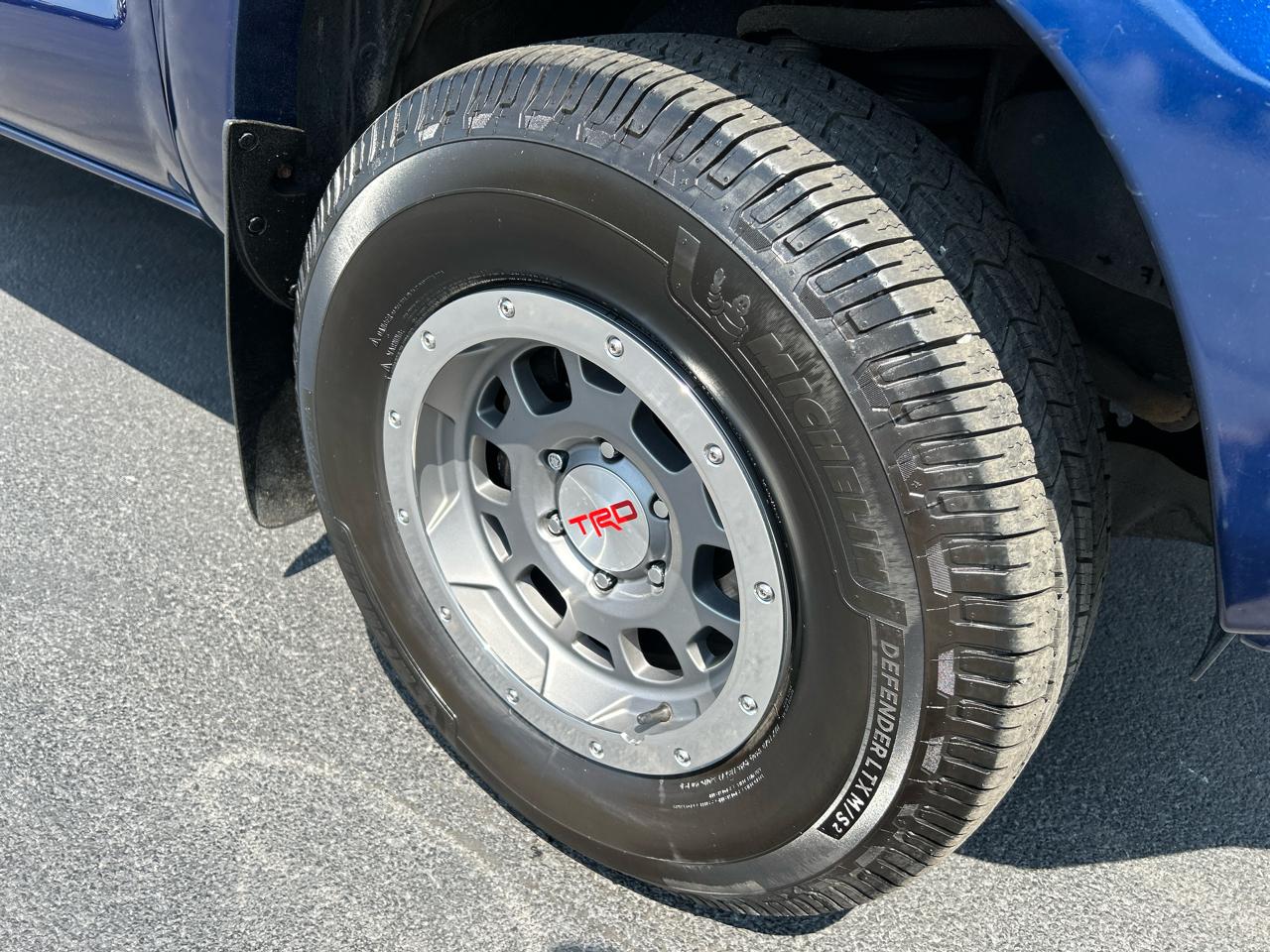 Toyota Tacoma 4WD Access Cab V6 MT (Natl) 2014