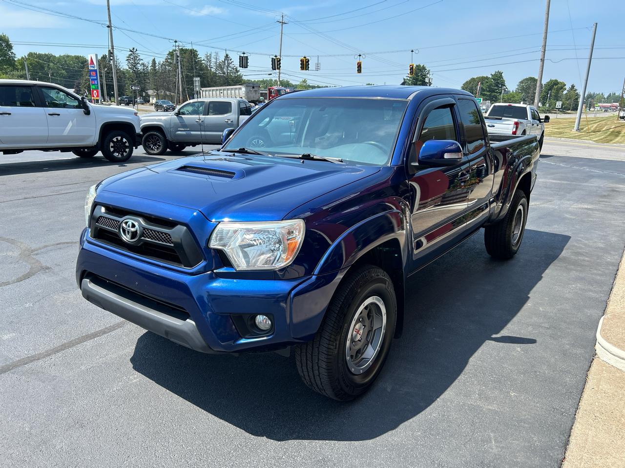 Toyota Tacoma 4WD Access Cab V6 MT (Natl) 2014