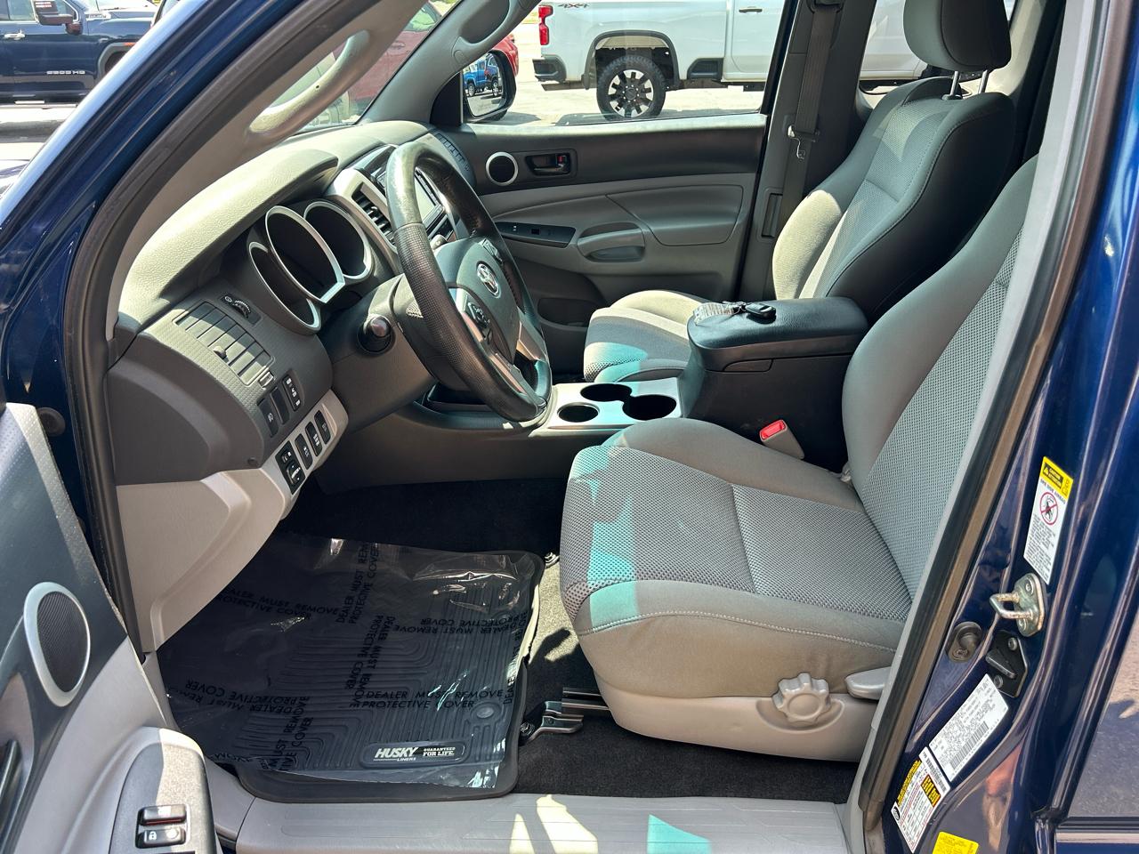 Toyota Tacoma 4WD Access Cab V6 MT (Natl) 2014