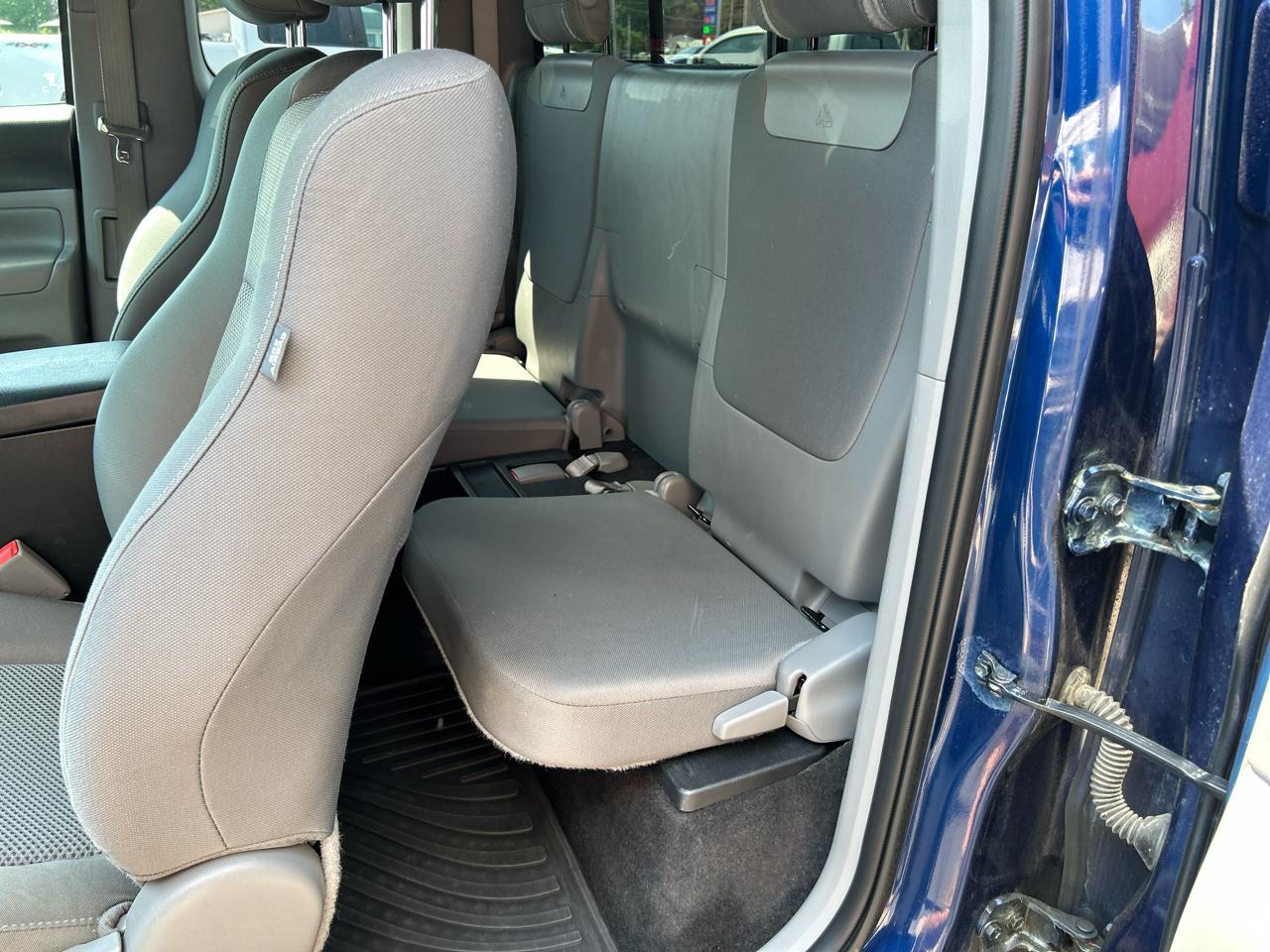Toyota Tacoma 4WD Access Cab V6 MT (Natl) 2014