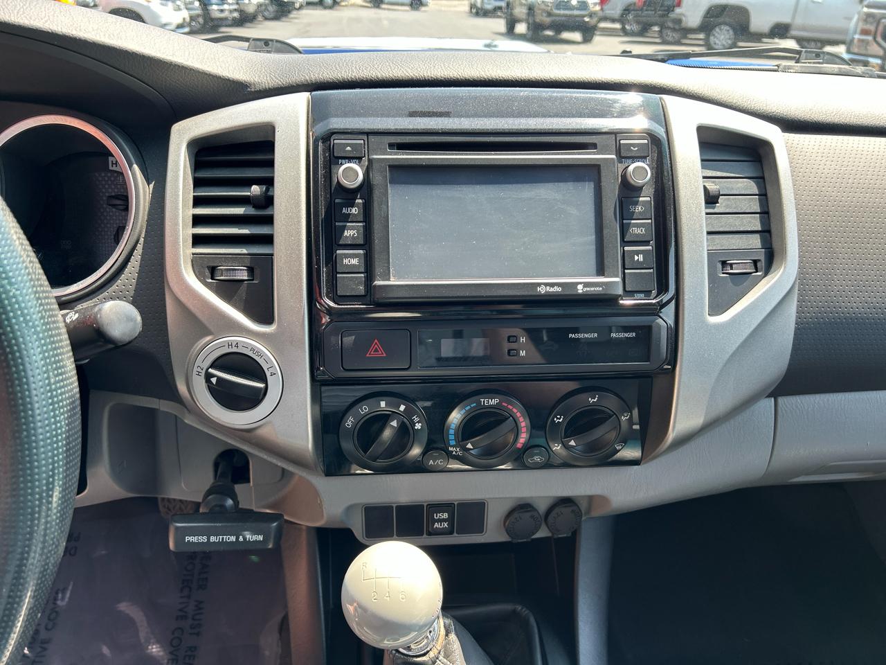 Toyota Tacoma 4WD Access Cab V6 MT (Natl) 2014