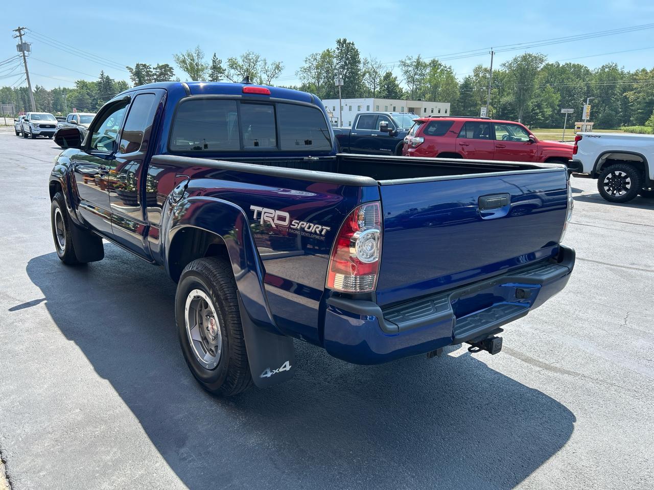 Toyota Tacoma 4WD Access Cab V6 MT (Natl) 2014