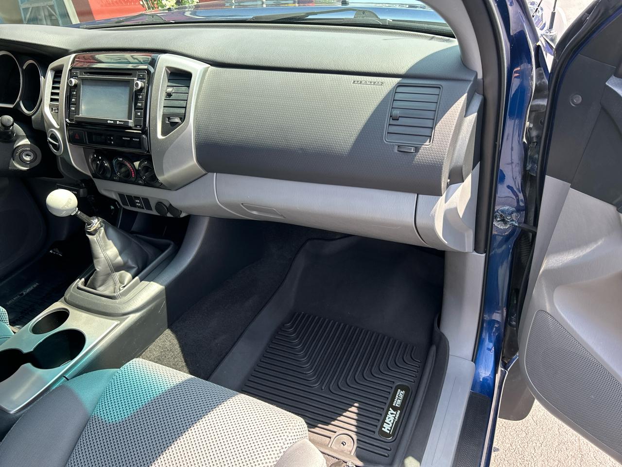 Toyota Tacoma 4WD Access Cab V6 MT (Natl) 2014