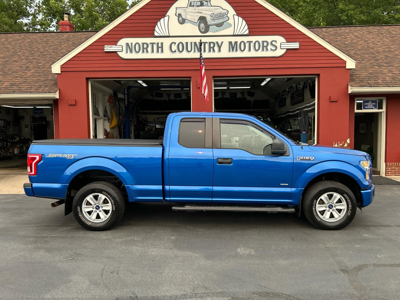 Ford F-150 4WD SuperCab 145" XL 2015