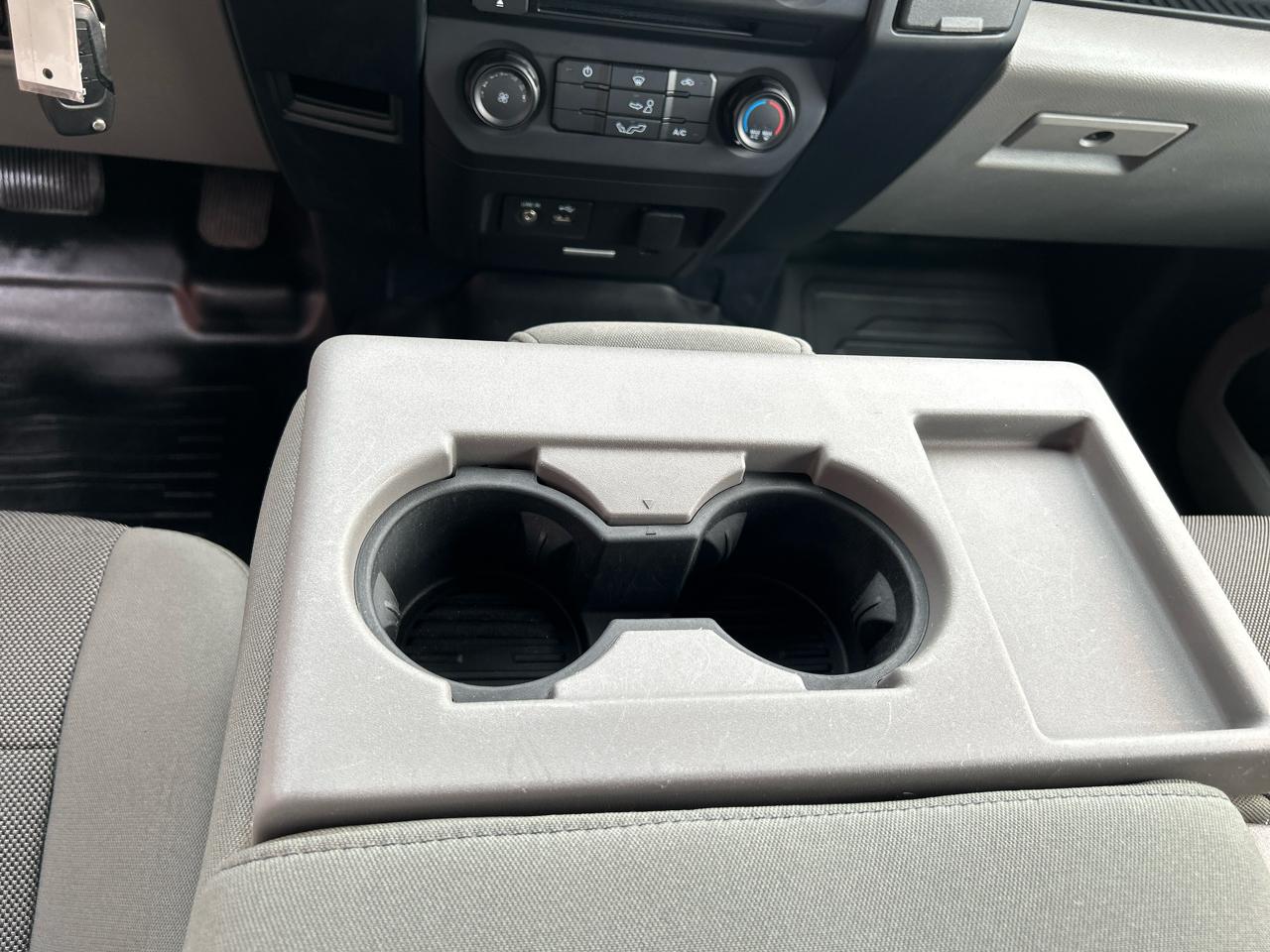 Ford F-150 4WD SuperCab 145" XL 2015