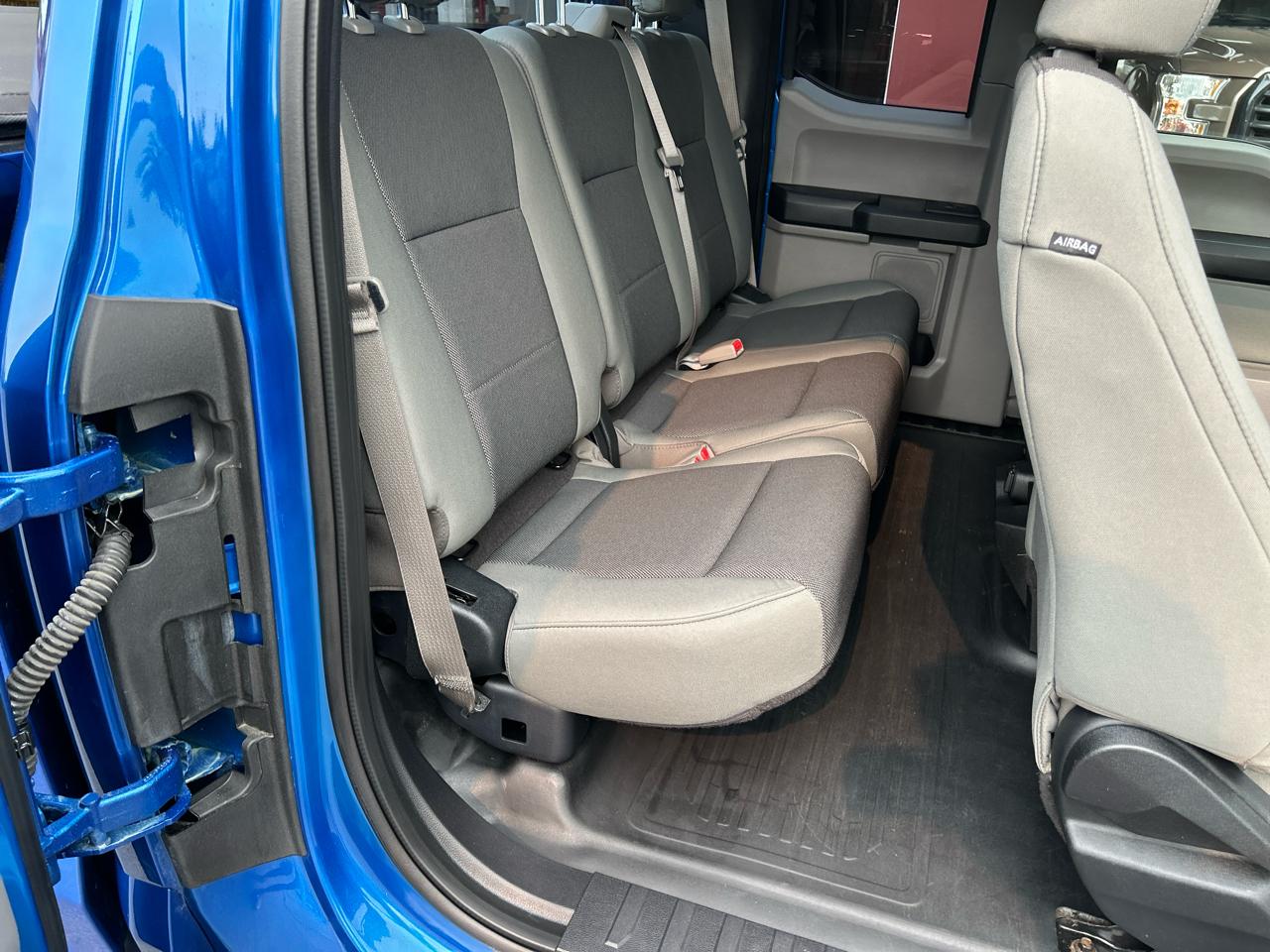 Ford F-150 4WD SuperCab 145" XL 2015