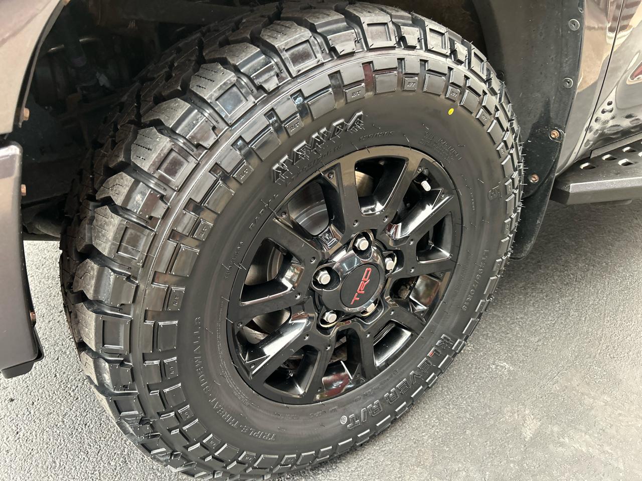 Toyota Tundra 4WD Truck CrewMax 5.7L V8 6-Spd AT TRD Pro (Natl) 2016