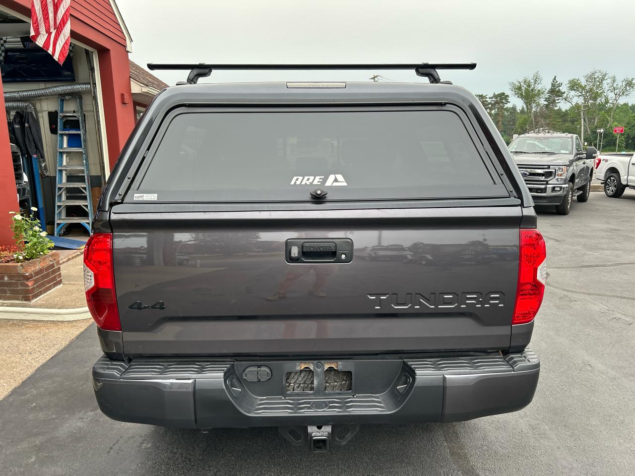 Toyota Tundra 4WD Truck CrewMax 5.7L V8 6-Spd AT TRD Pro (Natl) 2016