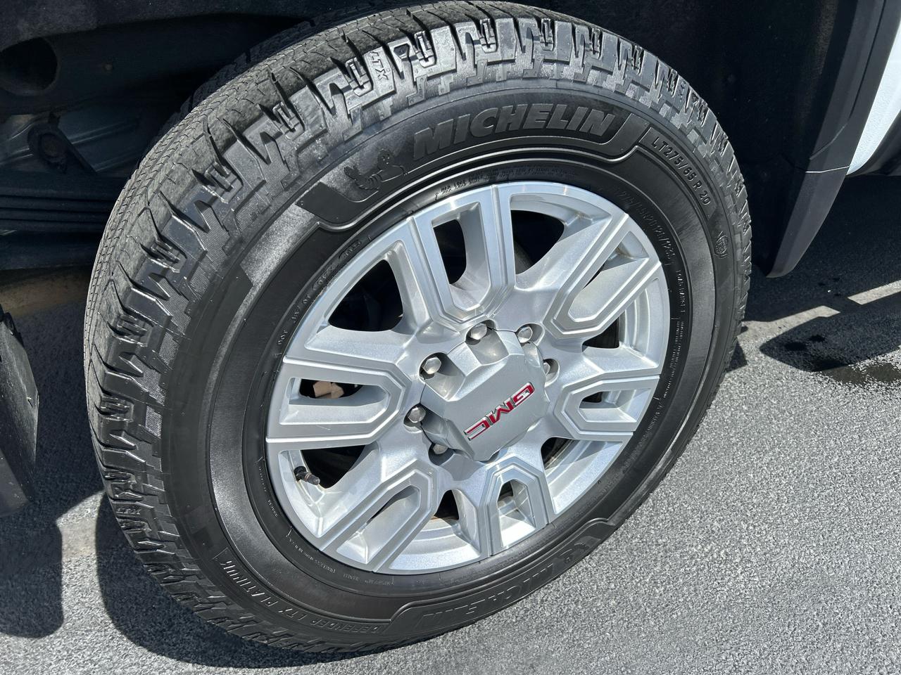 GMC Sierra 2500HD 4WD Double Cab 149" SLT 2022