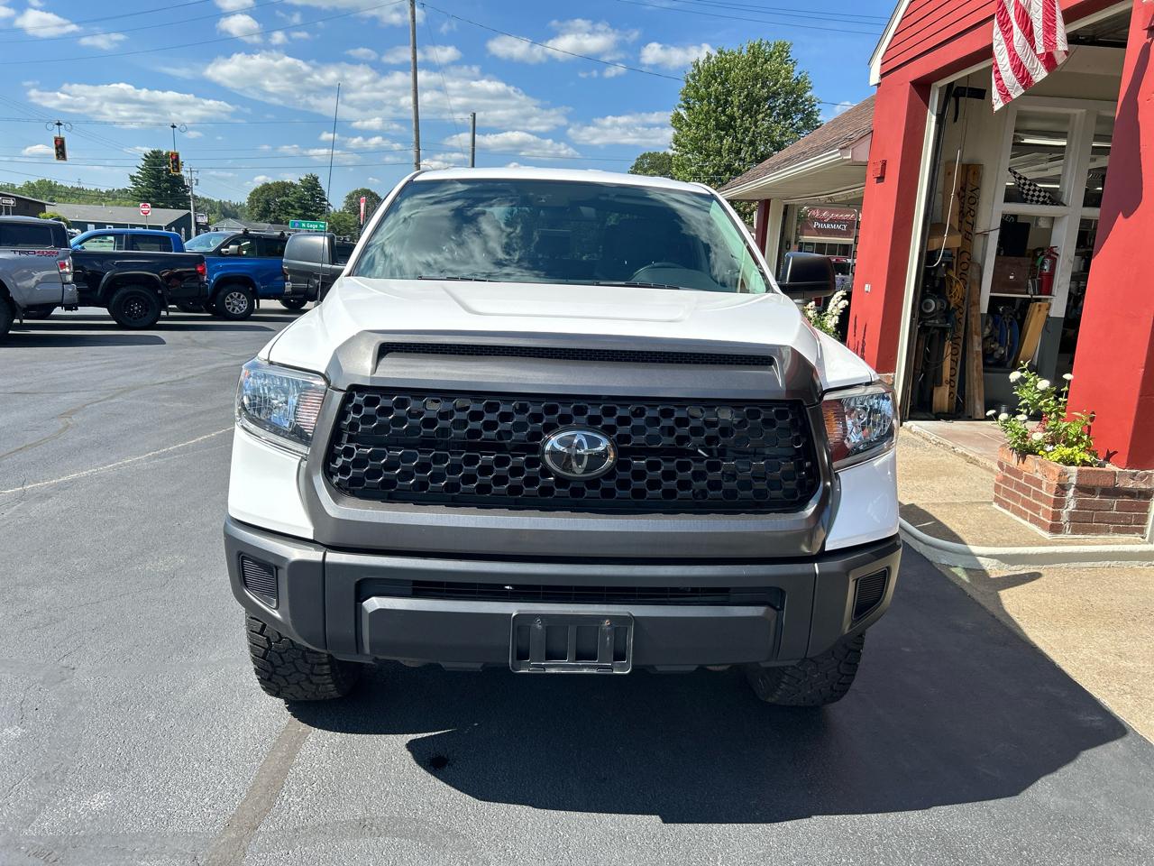 Toyota Tundra 4WD SR5 Double Cab 6.5' Bed 4.6L (Natl) 2018